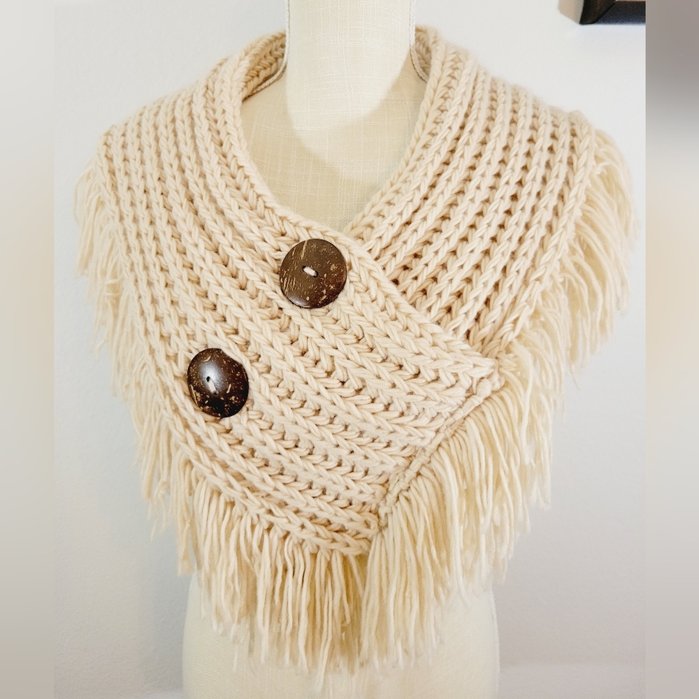 Rustic Fringe Infinity Scarf | Chunky/bulky color- MauveA&O International NWT